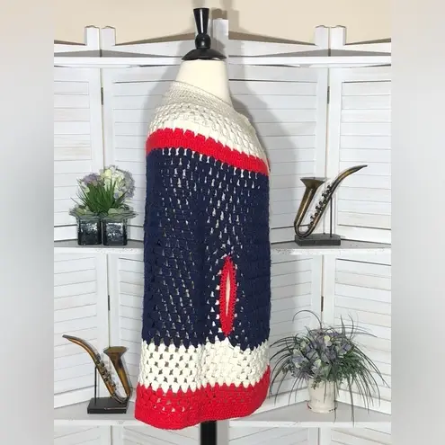 Vintage 80s 90s Crocheted Wool Poncho Cape Red White Blue Large XL