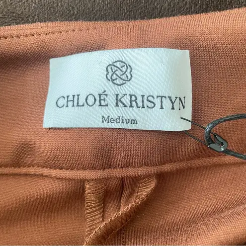 NWT Chloe Kristyn Bridgette Wideleg Pointe Pant Size Medium