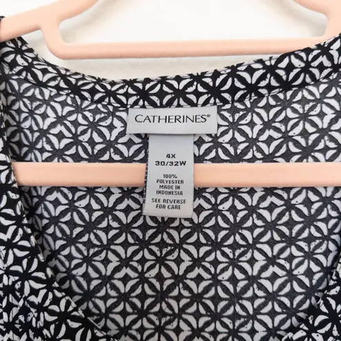 Catherines Womens Blouse Sz 4X Black White Geometric Flowy Boho Chic Lightweight