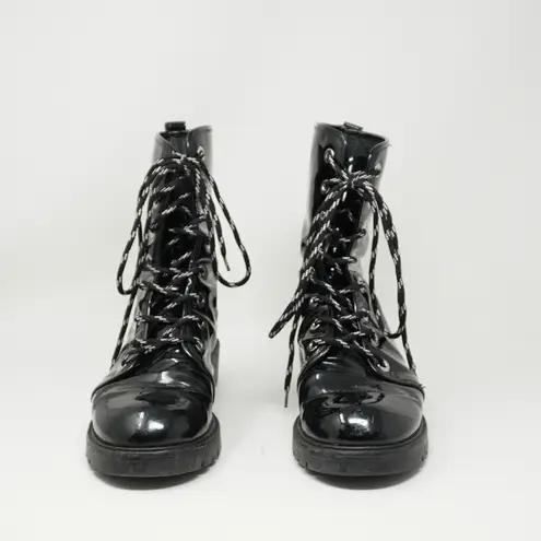 Stuart Weitzman  Soho Patent Leather Lace Up Lug Sole Ankle Combat Booties Shoes 