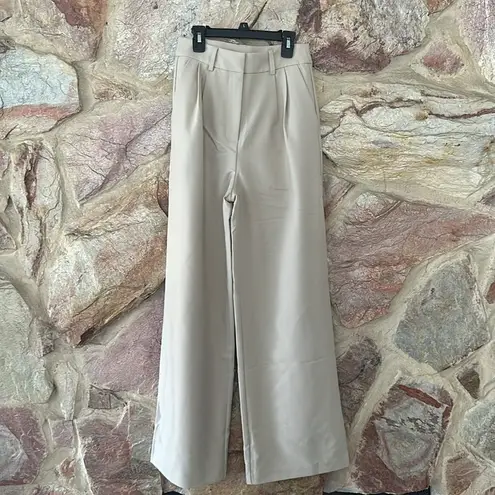 Commense Solid Wide Leg Pants Without Belt size small Tan