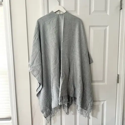 Mersea Light Grey Classic Travel Wrap Textured Panel Fringe Hem One Size Acrylic Gray