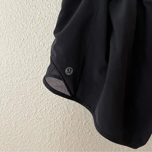 Lululemon Hotty Hot Short II 2.5" in black 4