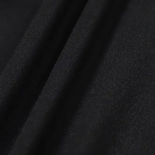 BERLOOK Black Contrast A