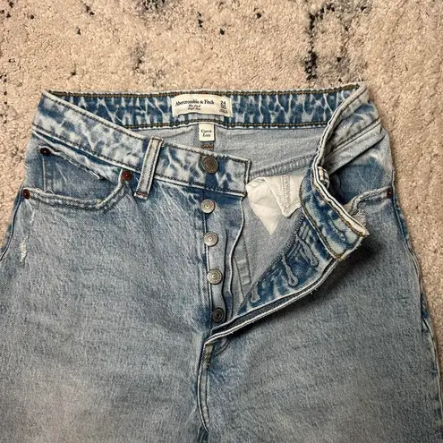 Abercrombie & Fitch  Light Wash Curve Love High Rise Jeans
