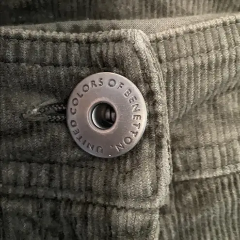 United Colors Of Benetton VTG Green Corduroy Pants Euro 44