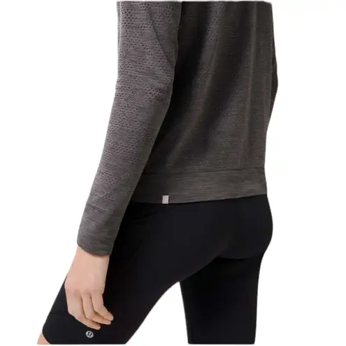 Lululemon  Breeze By Long Sleeve Polar Spots Lunar Rock / Graphite Grey Size 10