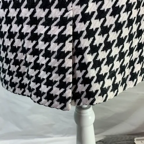 Isaac Mizrahi Houndstooth Black and White Pencil Skirt Size 6