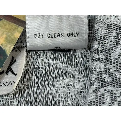 Women's Silvery Floral Brocade Blazer Jacket Size XL Elegant Holiday Corporate Gray