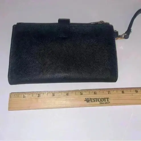 Michael Kors Micheal Kors double zip black wristlet‎