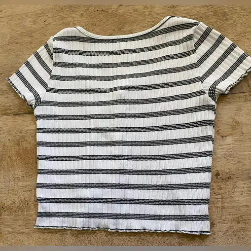 American Eagle  Women’s‎ Sz XS White/Black Stripe Snap Front Baby Doll Tee