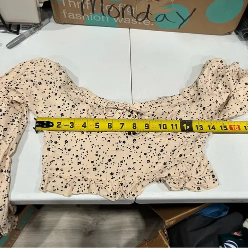 Urban Romantics Cream Ditzy Floral Mermaid Crop Top Tie Front Size Juniors Med