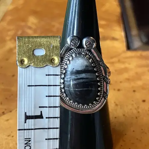 Genuine White Buffalo Sterling Silver Horseshoe Ring Size 7 Black