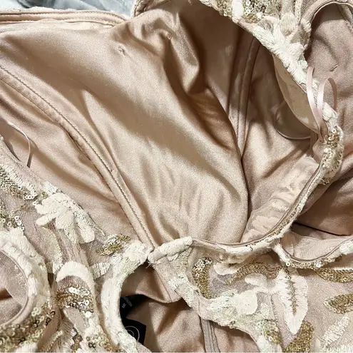 Alex Evenings Sleeveless V-Neck Elegant Mother of The Bride Gown Dress Gold 16