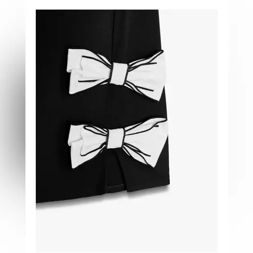 ZARA NWT Black bow front mini dress with white contrasting bows
