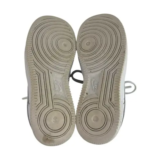 Nike  Air Force 1 Women's White Low Top Lace Up Athletic Sneakers Shoes Size 7