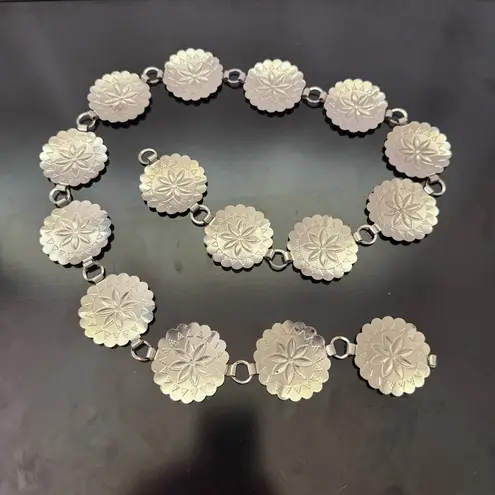 Vintage Unisex Silver Tone Western Boho Flower Concho Chain Link Belt