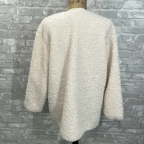 7 For All Mankind  Ivory Sherpa
Boucle Jacket