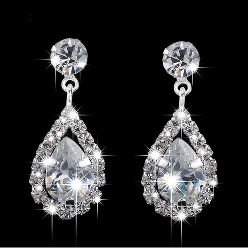 Bride Jewelry Set, Bride Wedding Necklace Earrings Set, Silver Rhinestones