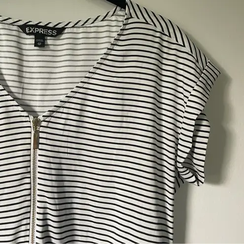 EXPRESS  White Black Stripes Lightweight Satin Minimalist Business Casual Top XS