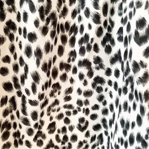 SheIn  Leopard Cheetah Animal Print Paperbag Waist Shorts Medium M NWOT