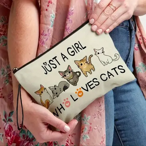 Boutique Just a Girl Who Loves Cats Makeup Bag NEW
