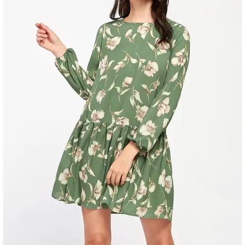 ✨HP✨Flower Print Lantern Sleeve Drop Waist Dress✨ Green Size XS