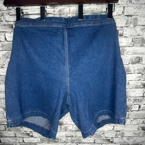 Terra & Sky EUC Terra Sky Women's Stretchy Denim Shorts Size 2X (20W-22W) RN 52469