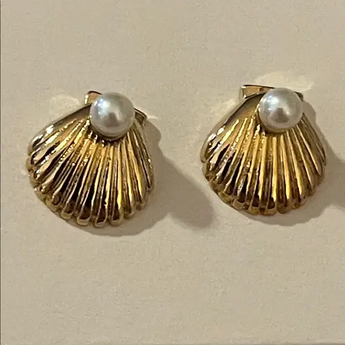 Avon Gold Tone Scallop Shell Earrings with Faux Pearl Accent