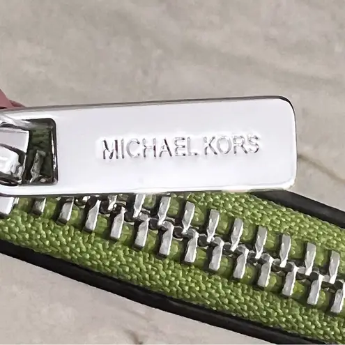 Michael Kors Jet Set Travel Large Clear Vinyl Wristlet