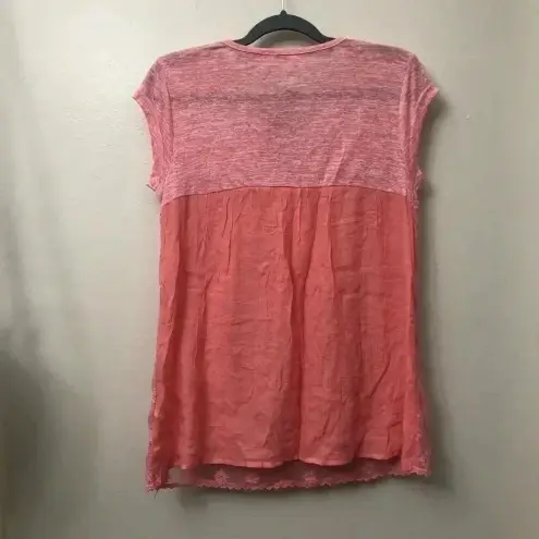 Kori Peach‎ Rayon top with lace overlay Sz S