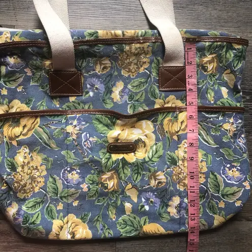 Vintage Carpetbags of America Blue Floral Tote