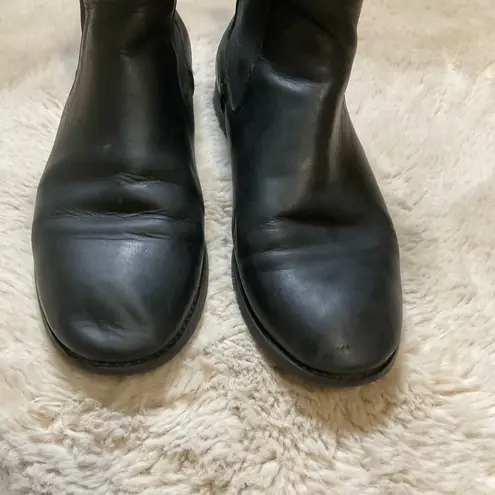 Frye  Carly Chelsea Pull On Boots Womens 8.5 Black Leather