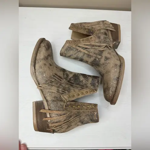 Circle G Corral by Studded Metallic Fringe Booties- Size 8.5