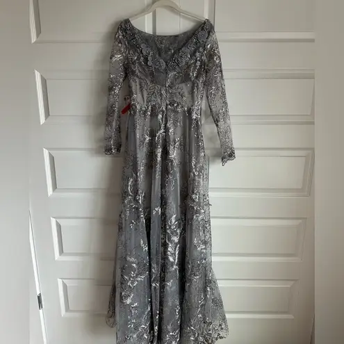 Mac Duggal Floral Embroidered Illusion Long Sleeve Gown Gray Sterling NWT