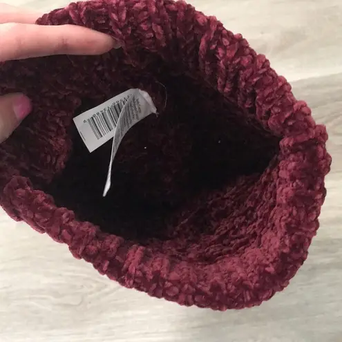 Time And Tru  Chenille Pom Beanie Toboggan Hat