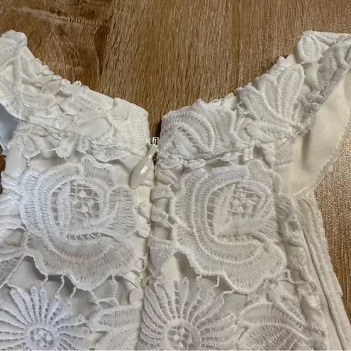 Lulus White Halter High Neck Lace Mini Dress Size Small EUC