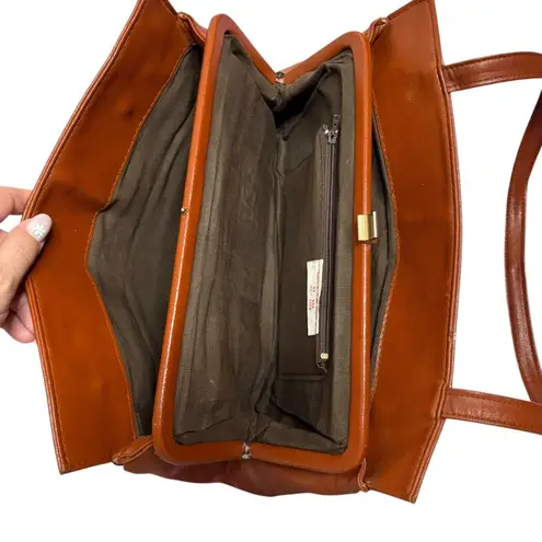 Vintage 80s Brown Faux Leather Shoulder Bag Interior Pockets Kiss Lock Magnetic