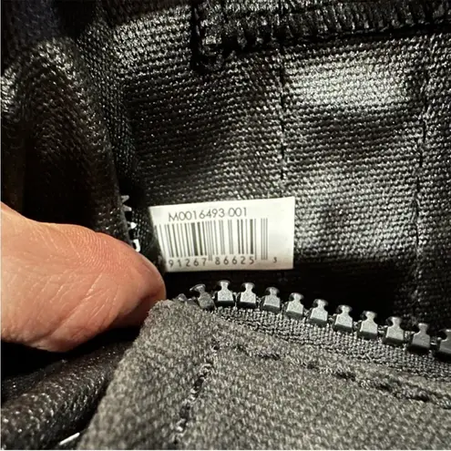 Marc Jacobs  The Tote Bag Small Canvas Bag Crossbody