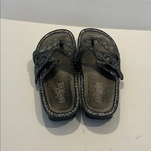 Alegria women’s metallic sandals, size 10