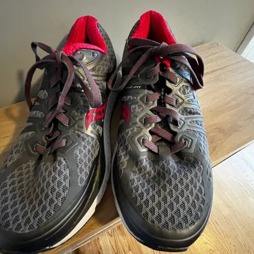 Saucony Echolon Running Shoes Women's Gray Red Athletic Sneakers Size 7W