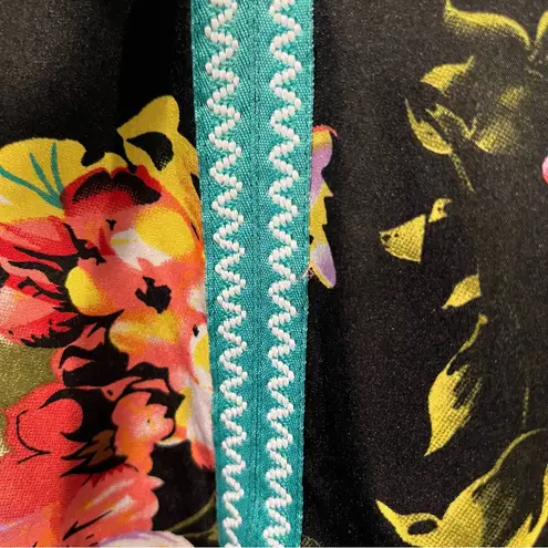 Floral sheer swim coverup Maxi Dress w/embroidery Trim size L high side slits Black Size L