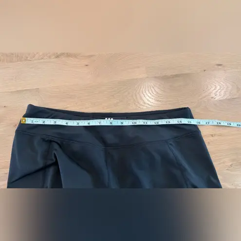 Title Nine black biker shorts size medium