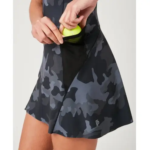 New Flint Park Women's Ace Tennis Dress in Black Camo Size Small Athletic Gray