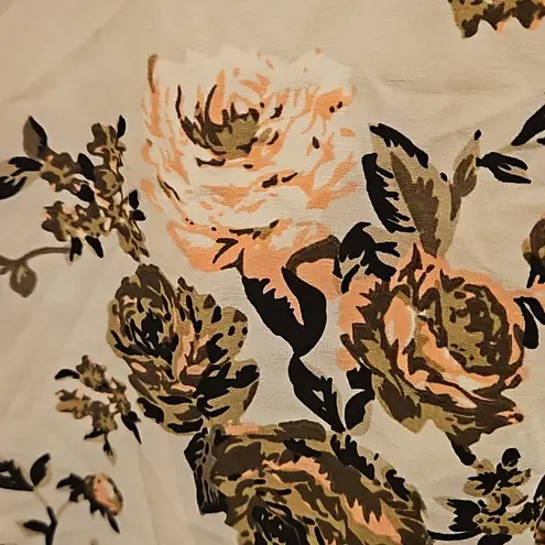 Lucy Love 💕💕 Cassie Mini Dress ~ Floral Print Medium NWOT