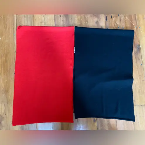 Henri Bendel Bold Wool Cape Red and Black Vintage