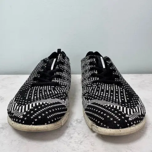 Ecco Intrinsic Karma Black White Knit & Leather Sneakers Size 8