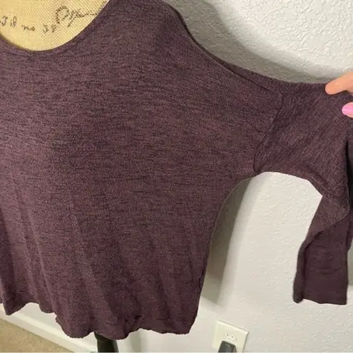 American Eagle  Womens size M Purple Long Sleeve Knit Open Back Top Round Neck