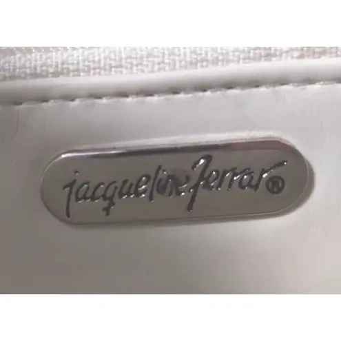 Jacqueline Ferrar genuine leather Women's Cream Purse/Shoulder Bag SKU 2624