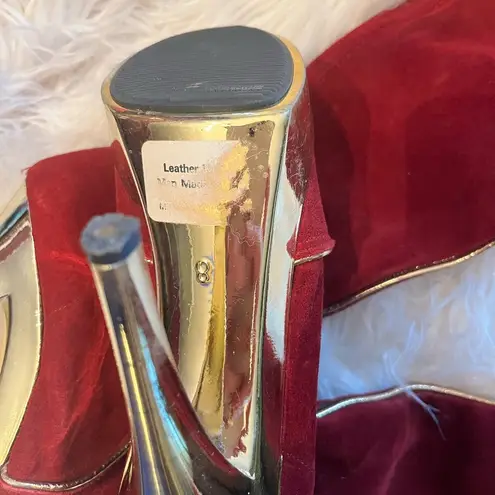 the wild pair tina 2 Burgundy and gold boots vintage 70’s 5 in heels size 38 Red